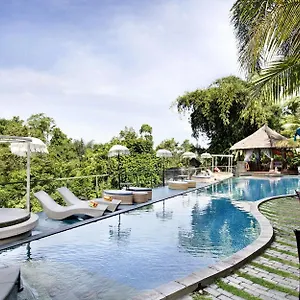 The Mansion & Semesteranläggning (resort)